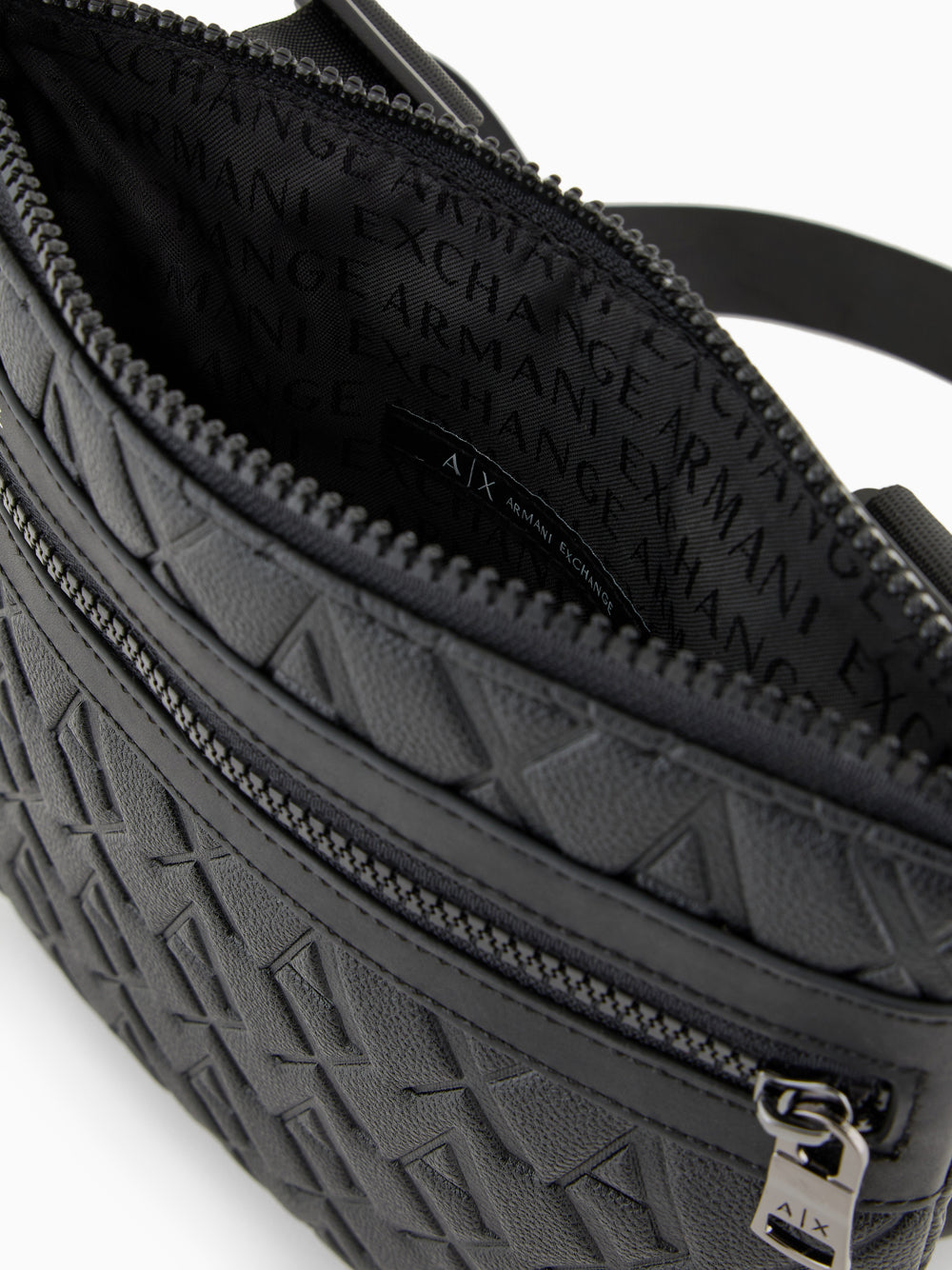 Borsello a Tracolla XM000579 Black