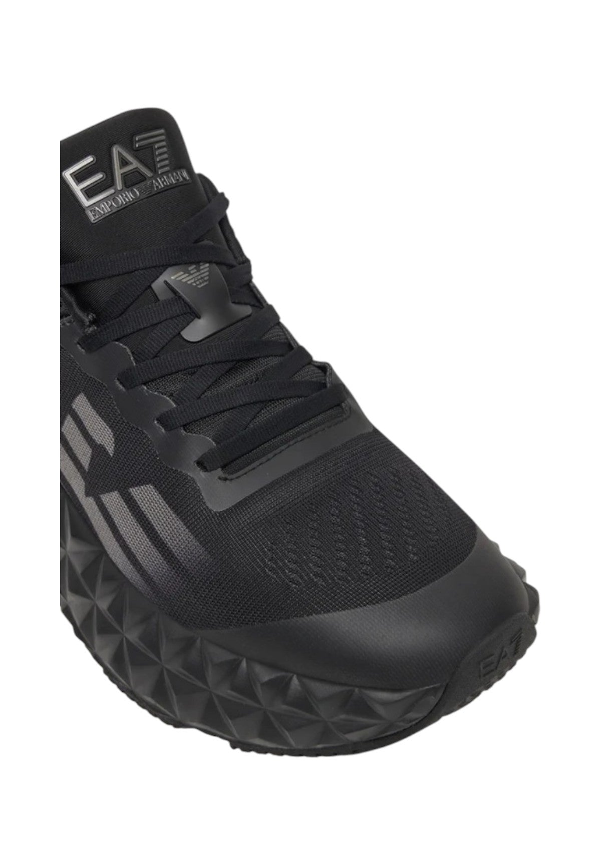 Sneakers X8X239 Triple Black, Gunmeta