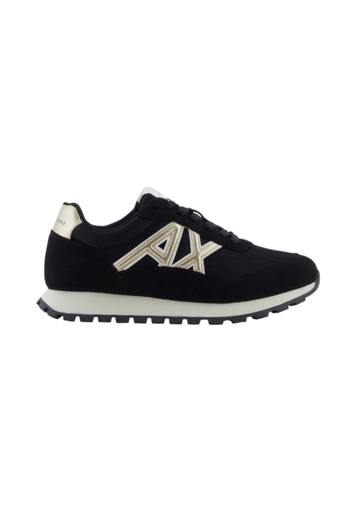 Sneakers XM001960 Black, Pale Gold