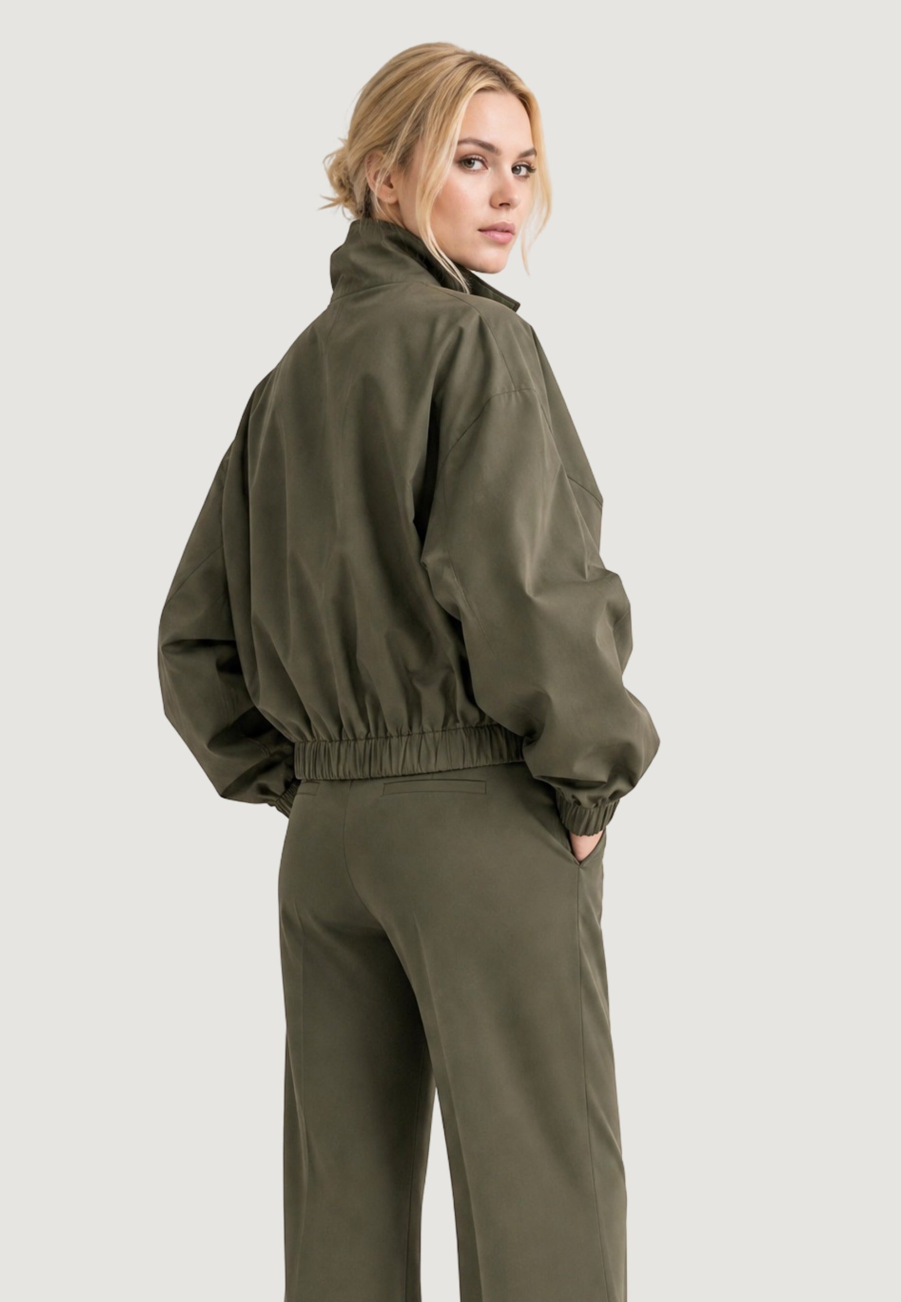 Giubbotto Bomber bomber con tasche 41768 Militare