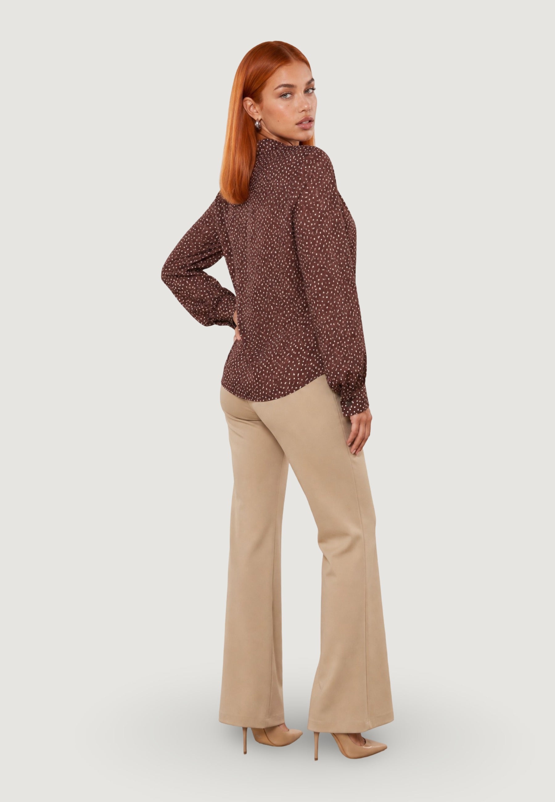 Blusa blusa doppia georgette con cravattino 9060 Moro