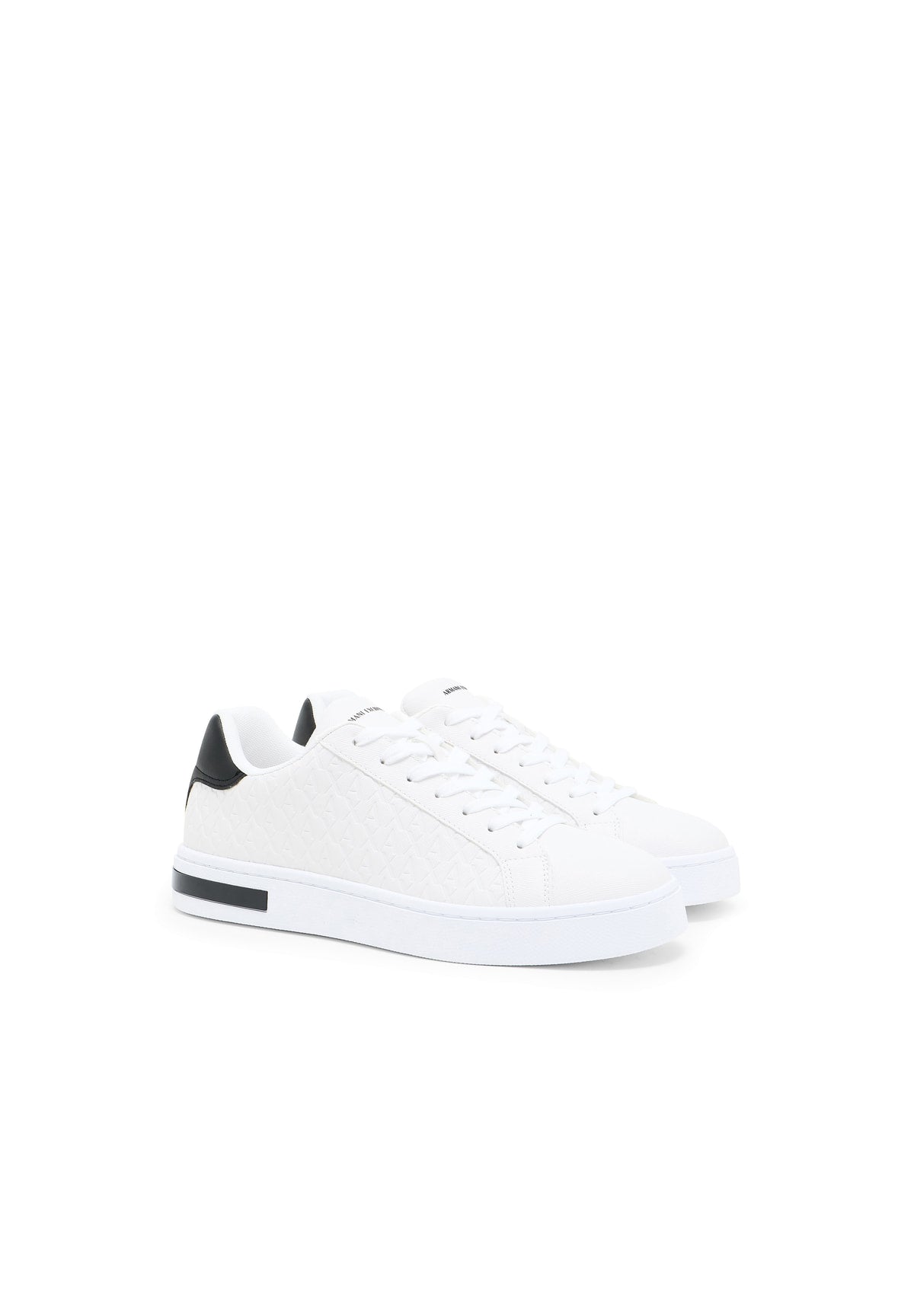 Sneakers XM000140 Optic White, Black
