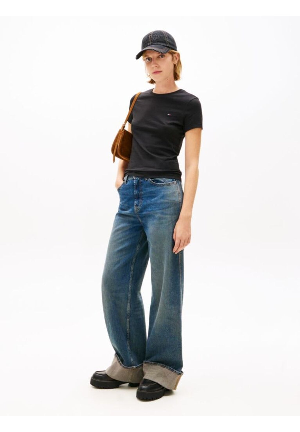 T-shirt a Maniche Corte Tjw Slim C-Neck Tee DW0DW20459 Black