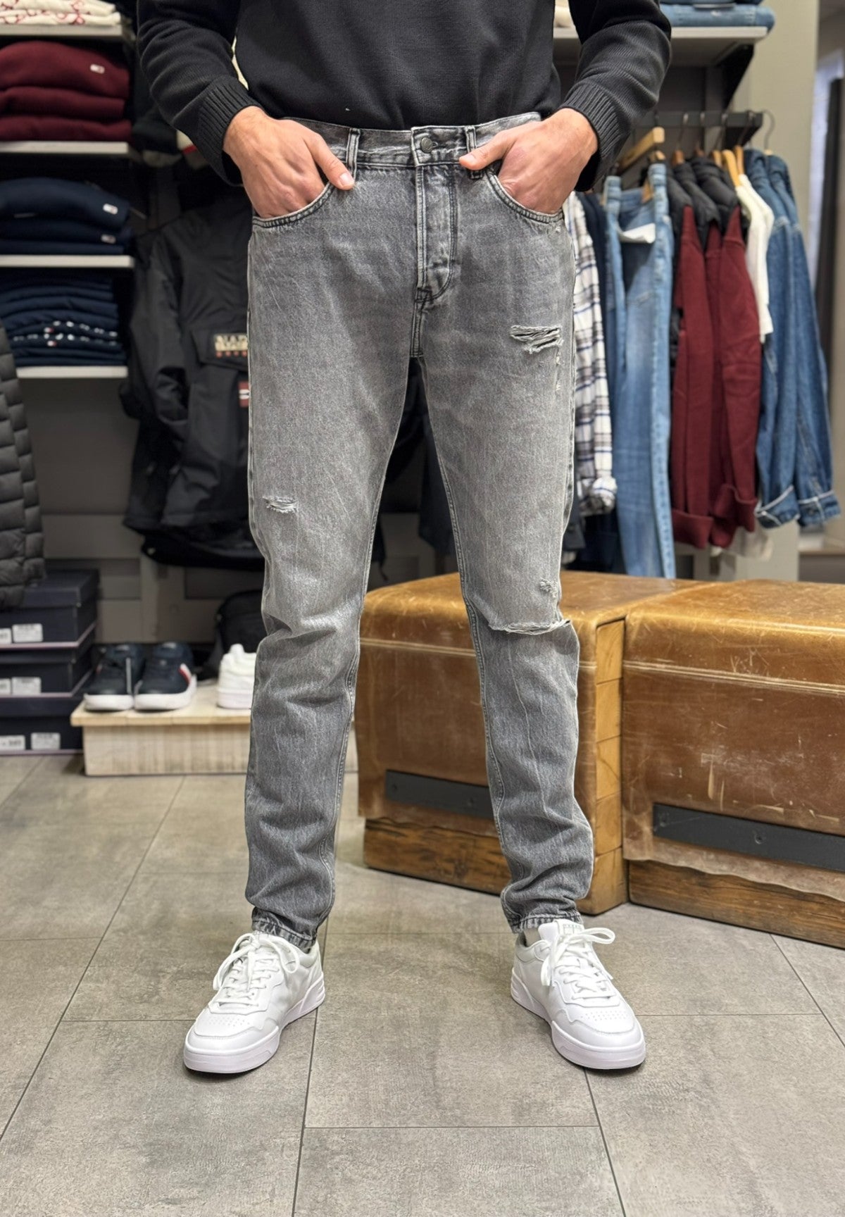 Jeans Tapered Jeans Torn Carbon - Lunghezza: 32 PM2079662 Denim
