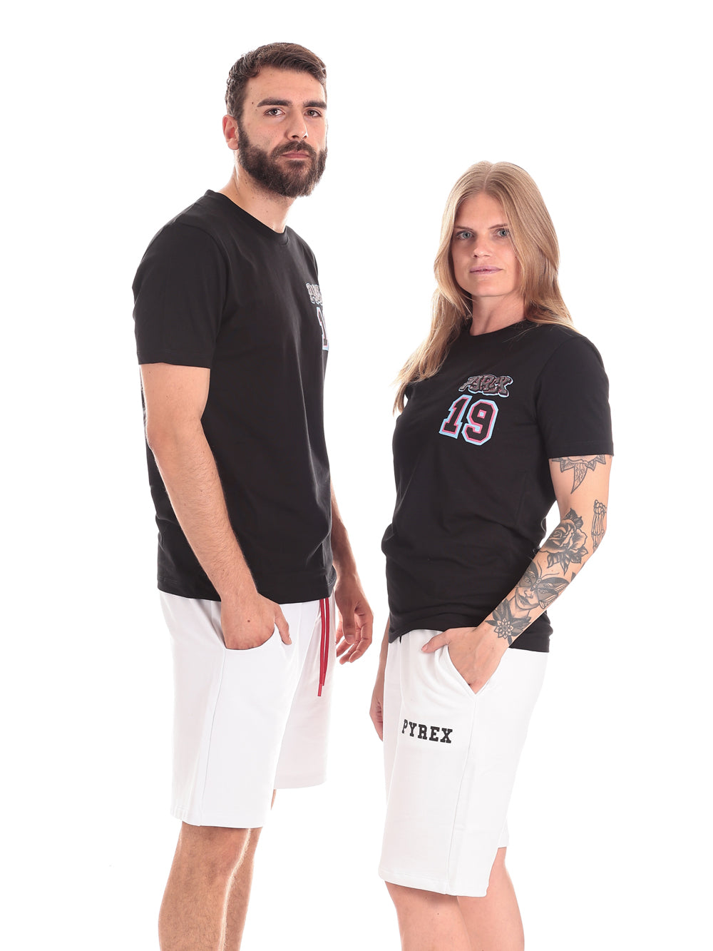 Pyrex T-Shirt 22EPC43307 Black