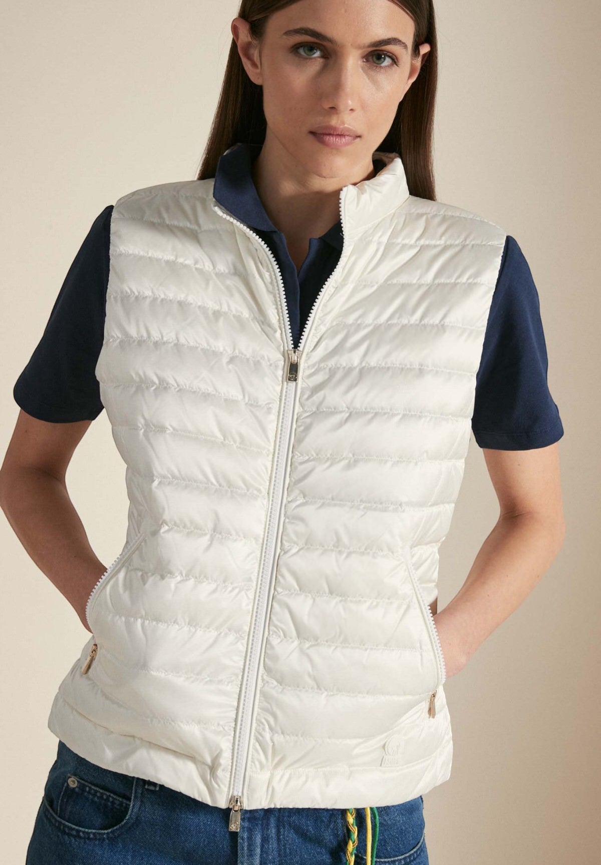 Sleeveless Vest Paprika Whisper White