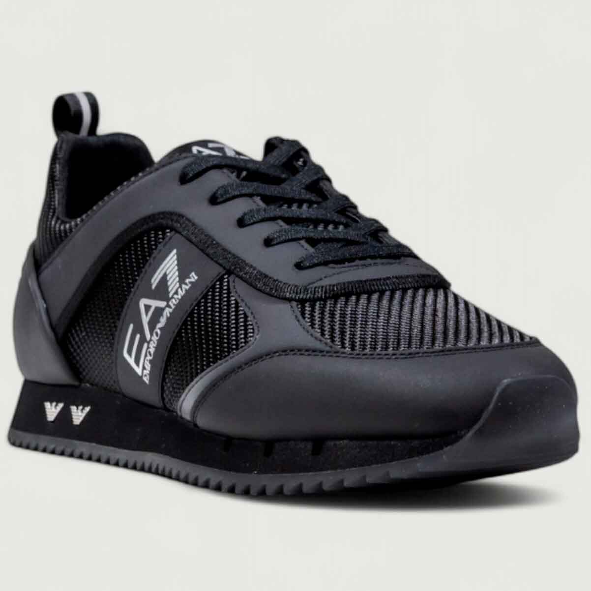 Sneakers 7X000337 Triple black, silver