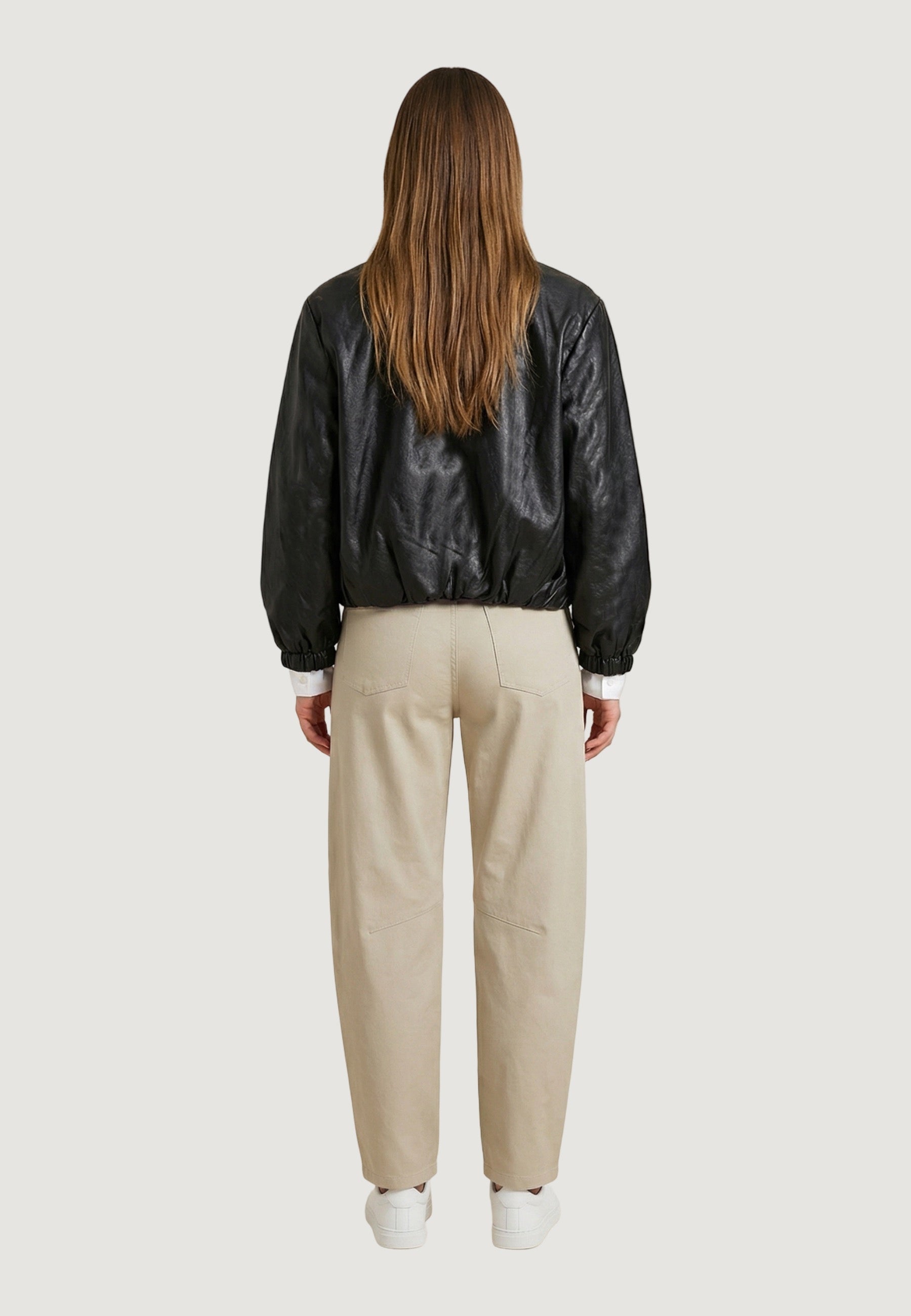 Giubbotto Bomber bomber in ecopelle opaca c/costina tess. al collo 17338 Nero