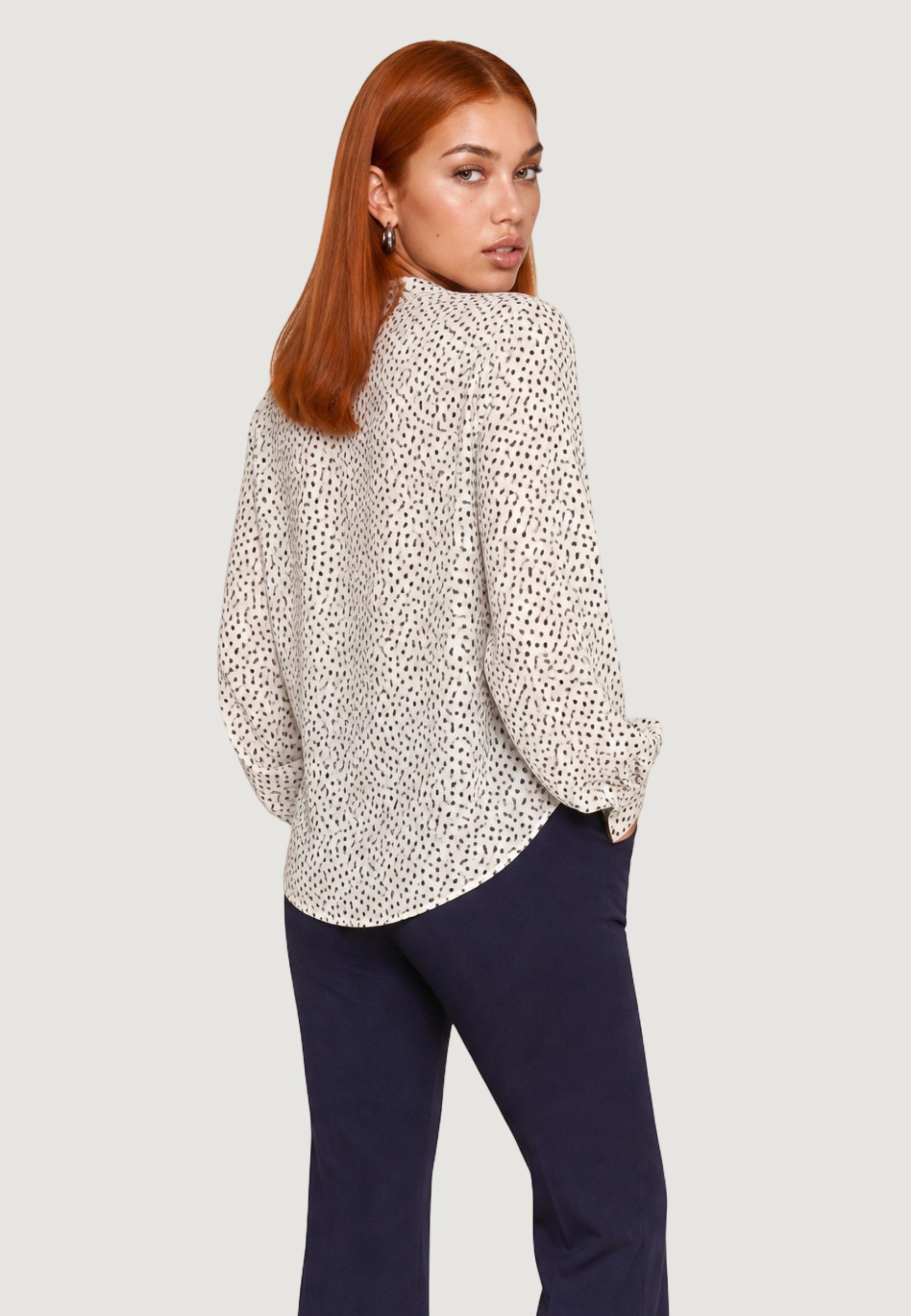 Blusa blusa doppia georgette con cravattino 9060 Panna