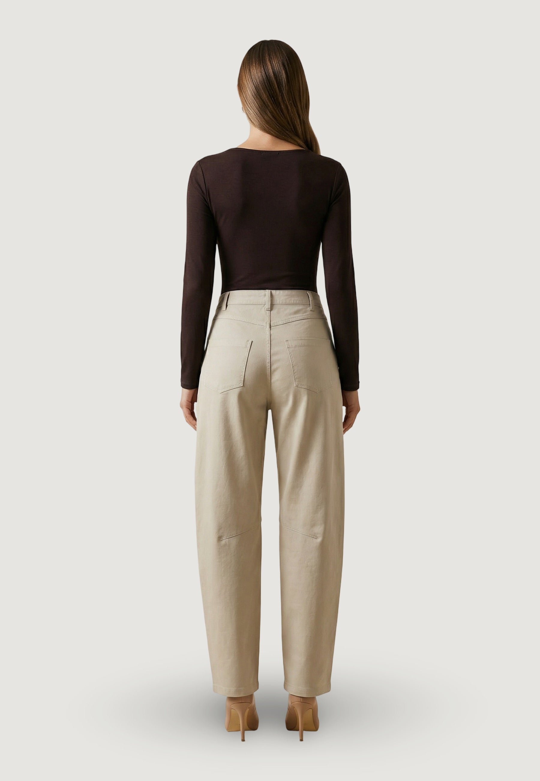 Pantaloni pantalone barrell gabardine PE26085 Beige