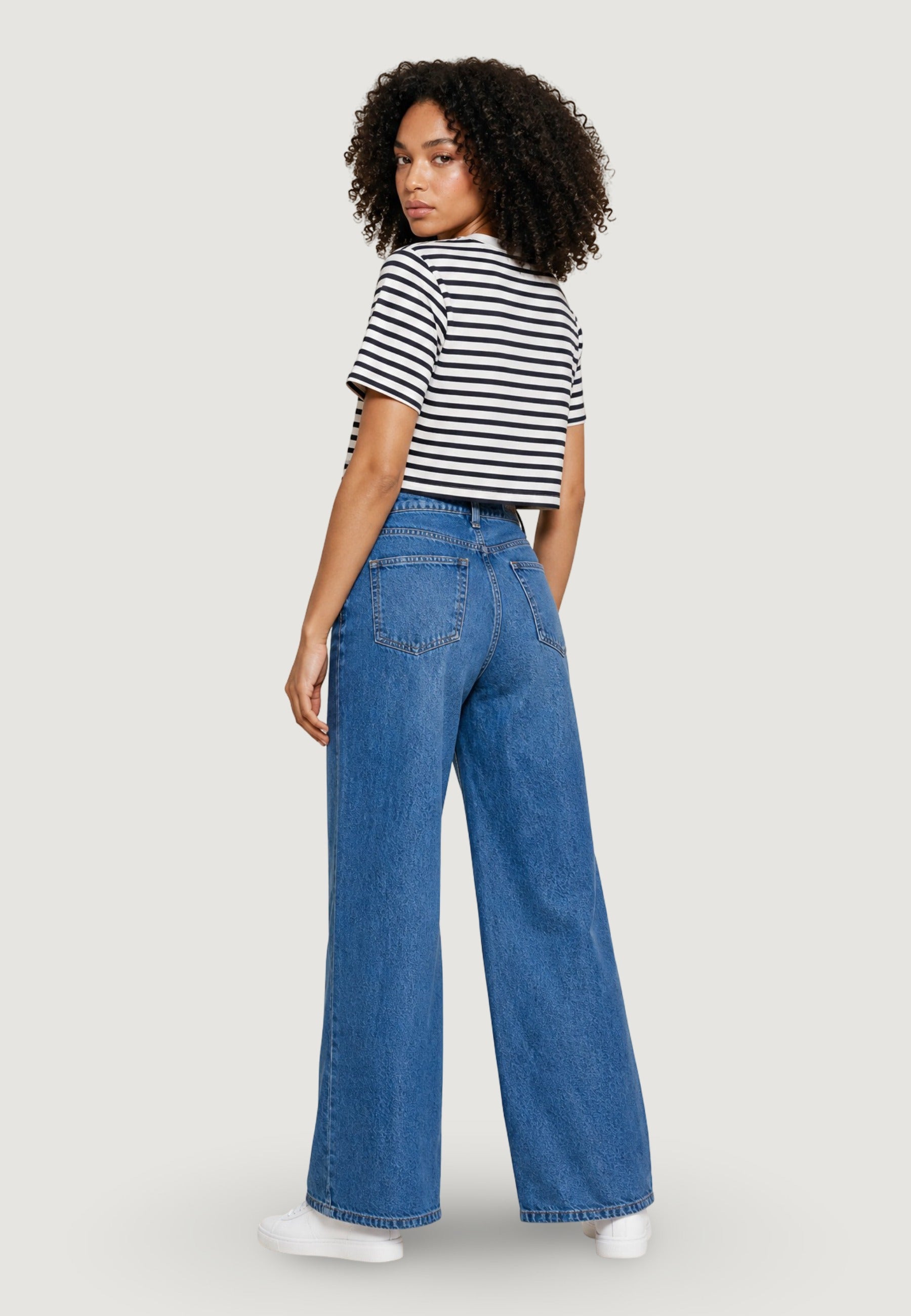 T-shirt a Maniche Corte SLE6TS241028D Panna, blu