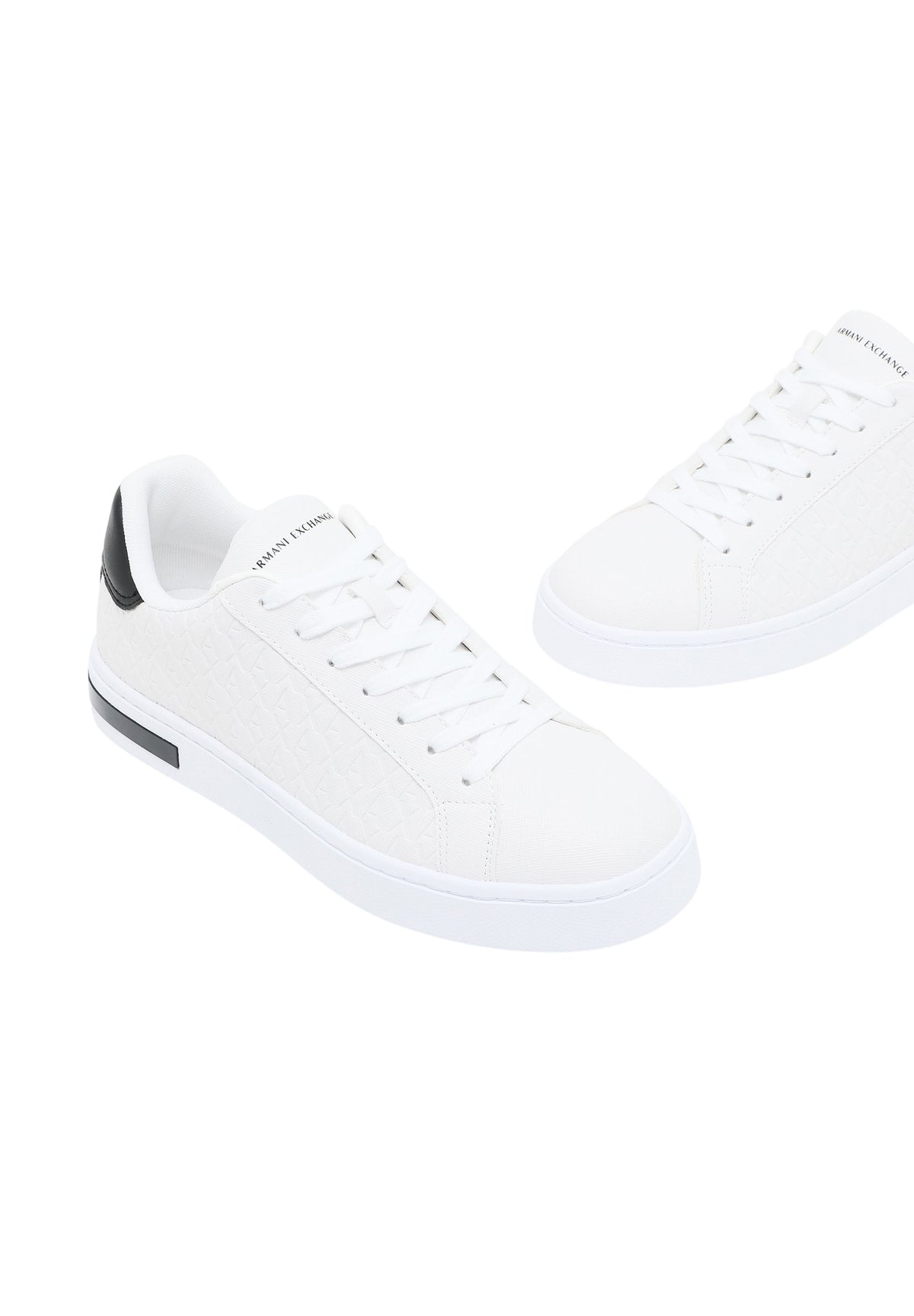 Sneakers XM000140 Optic White, Black