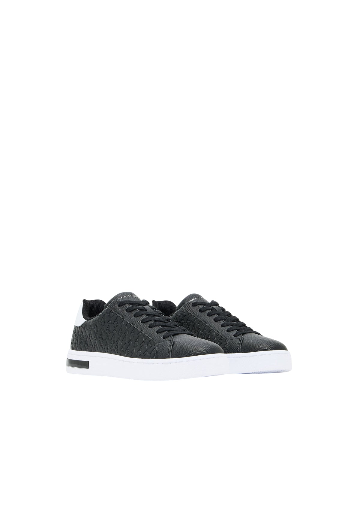 Sneakers XM000140 Black, Optic White