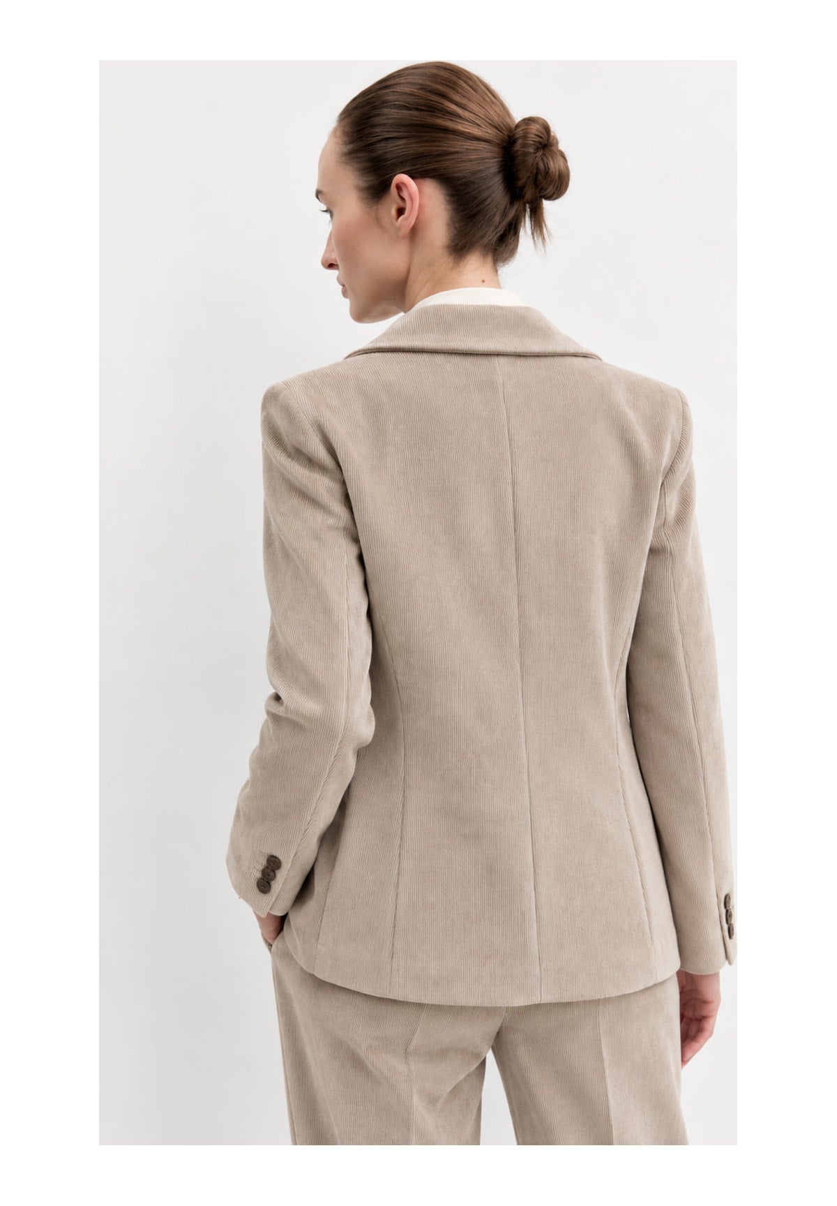 Giacca 2625046011200 EMMERESIA Almond