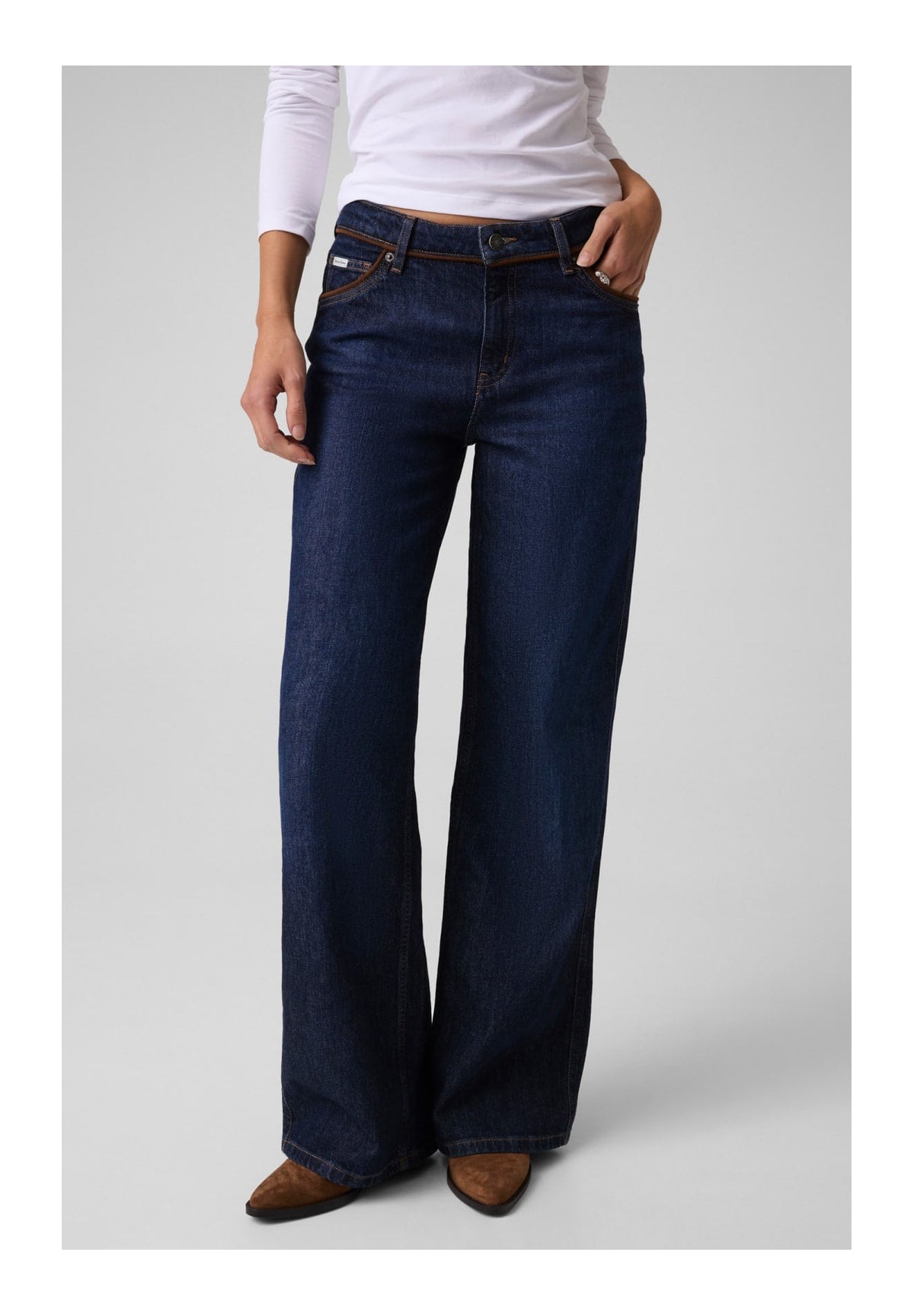 Jeans Gj G11 Wide Leg W6BA0Y Gj Dark Suede Detail