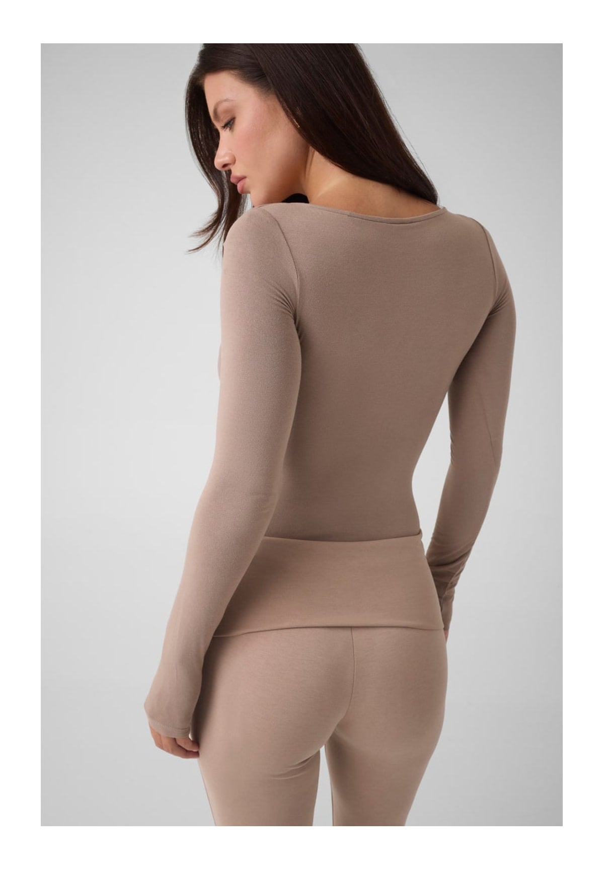 Body Ls Square Nk Larissa W6YP21 Silk Taupe