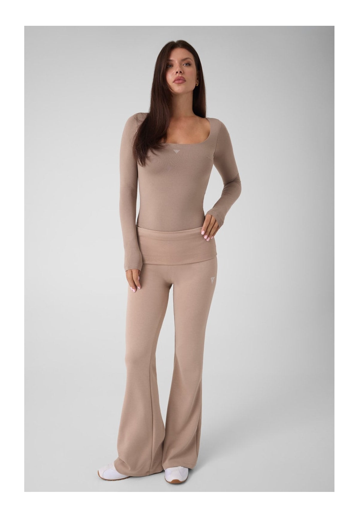 Body Ls Square Nk Larissa W6YP21 Silk Taupe