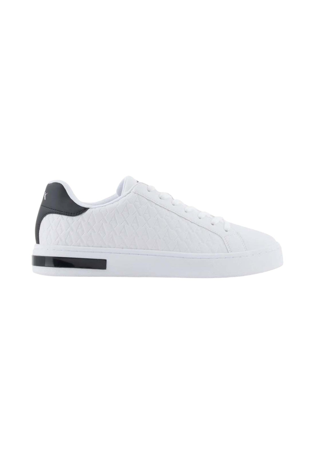 Sneakers XM000140 Optic White, Black