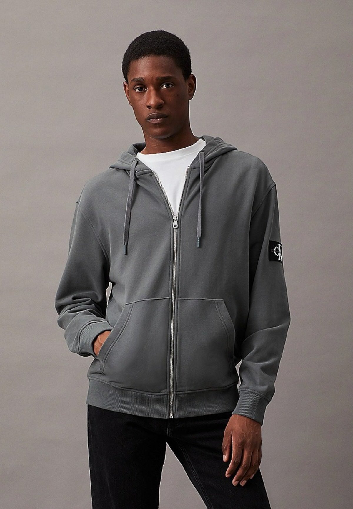 Felpa Full-Zip con Cappuccio Badge Zip Through Ho J30J325627 Endless Grey