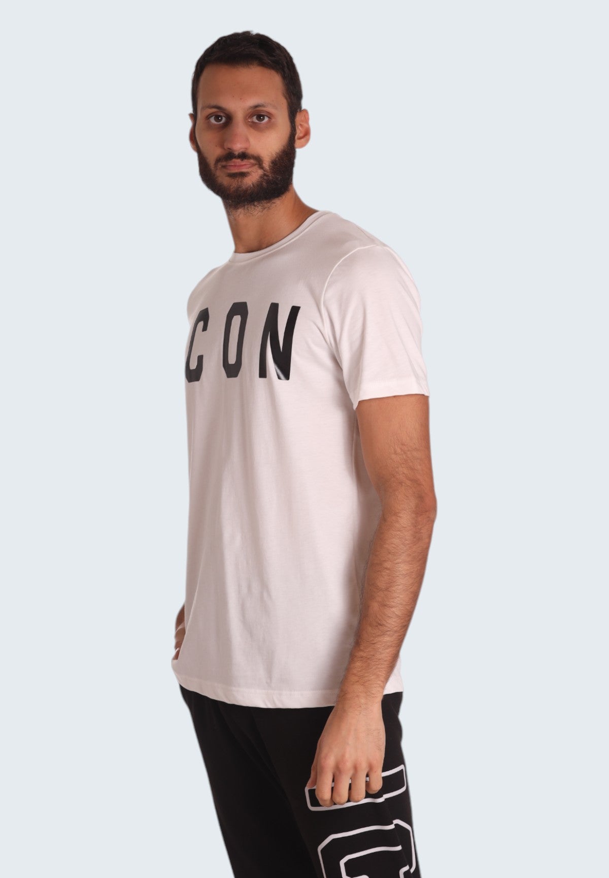 T-shirt con Stampa IU9013T Off White