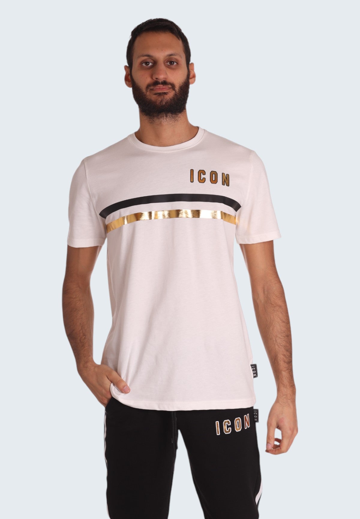 T-shirt con Stampa IU9043T Off White