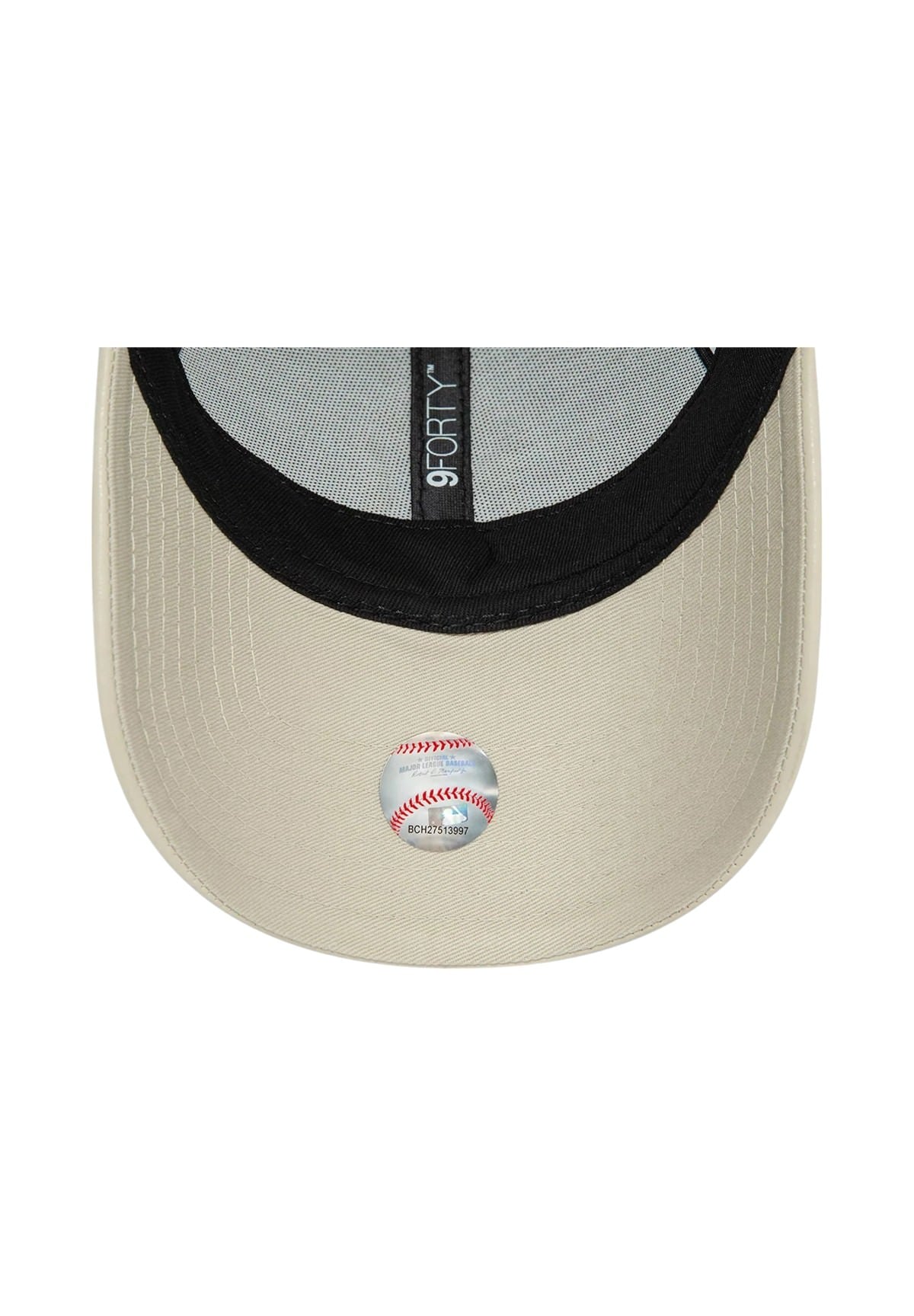 Cappello Da Baseball 9forty New York Yankees Faux Leather Womens 60364299 Light Beige