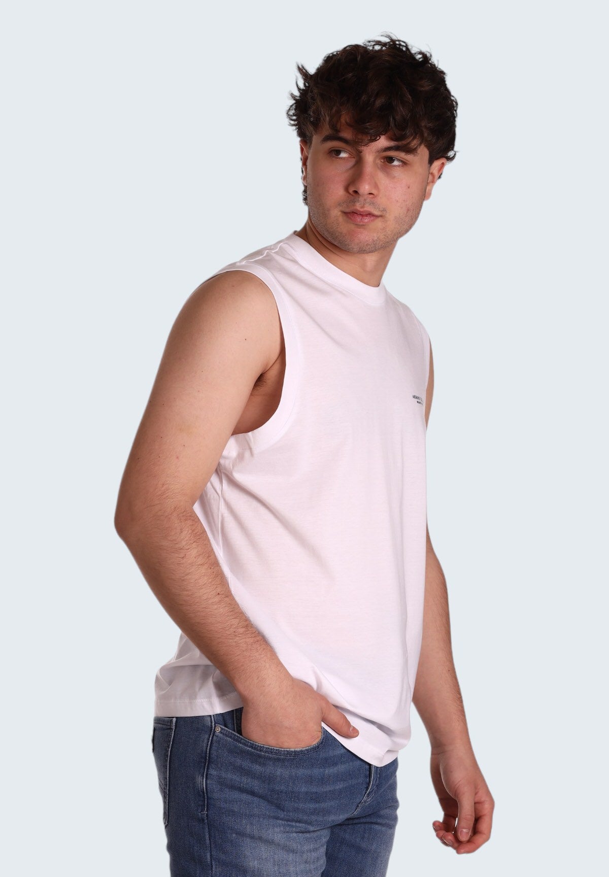 8nzh97 White tank top